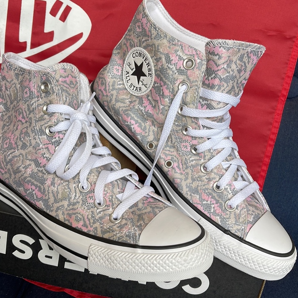 Converse 571162F
CTAS HI
PALE PUTTY/LIMESTONE GREY
WMNS sneakers - athletic shoe - Picture 7 of 16